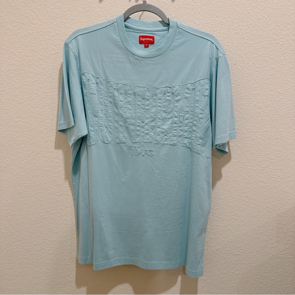 Supreme Cutout Logo S/S Top Light Blue